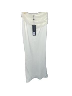 Sold out white fox White maxi skirt with elastic waistband and lining
